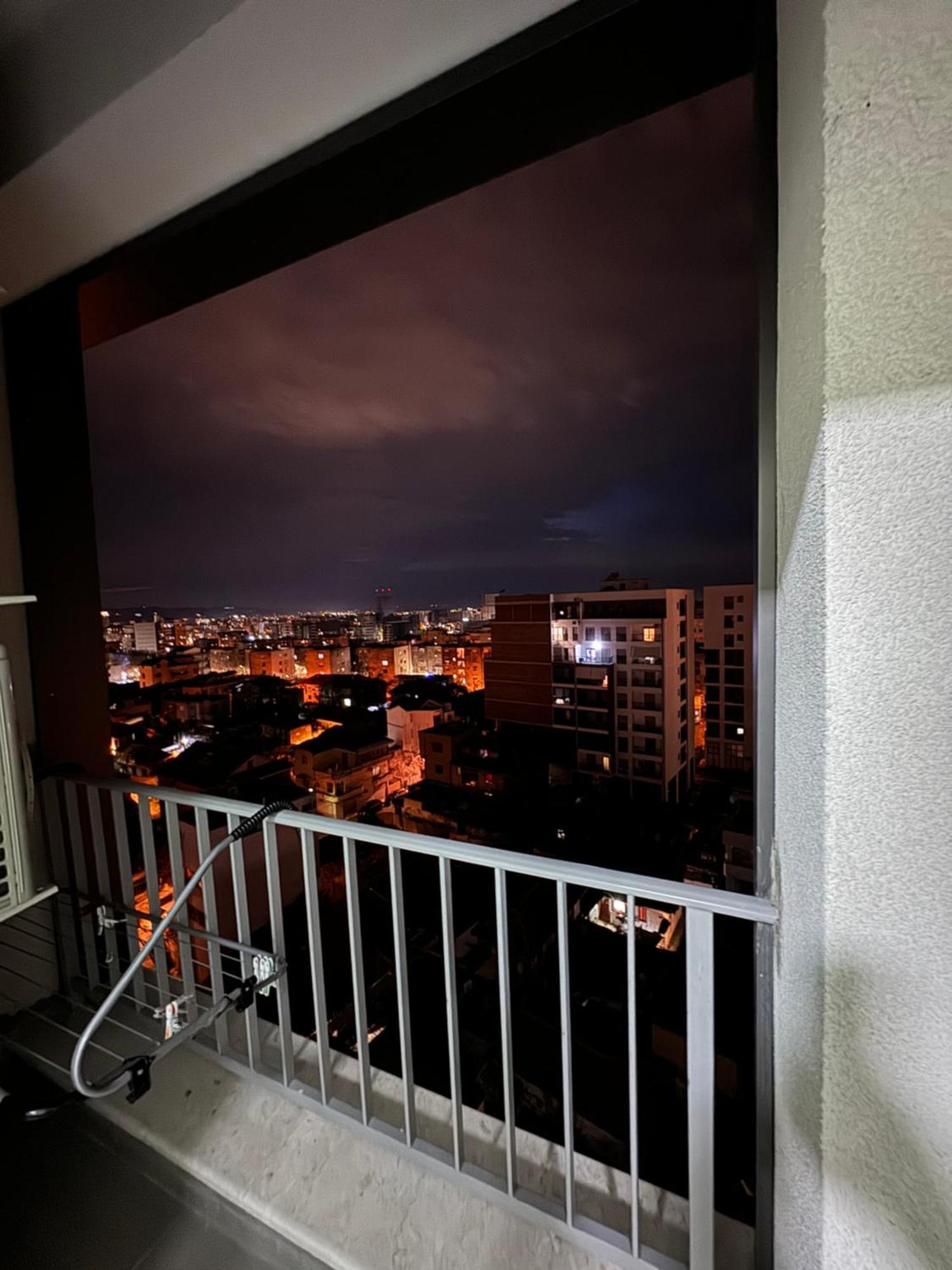 Tirana Centre Lions Gate 2 Apartment ภายนอก รูปภาพ